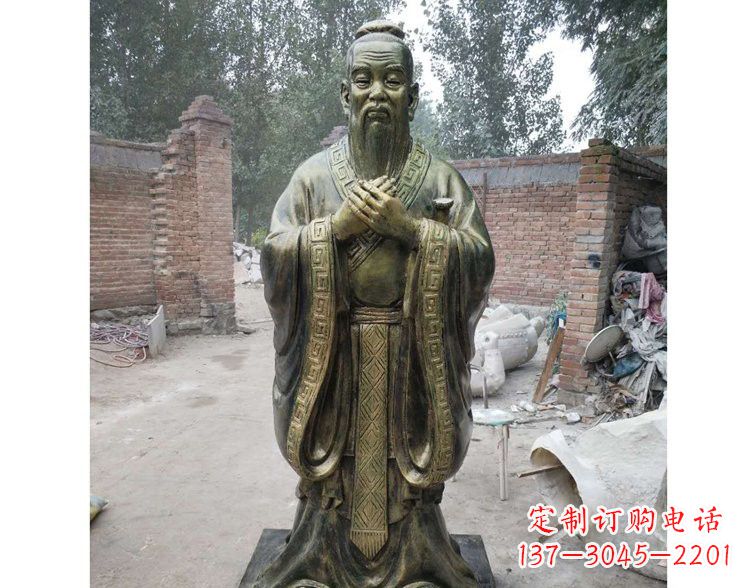威海古代名人先师孔子铜雕