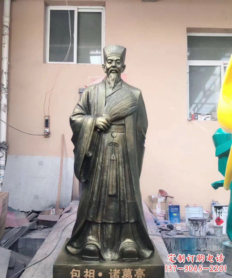 威海古代名人诸葛亮铜雕 (2)