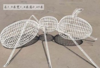 威海美轮美奂的蚂蚁镂空雕塑