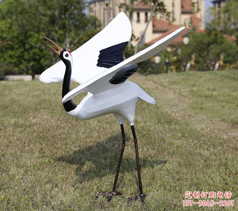 威海贵族气质,匠心精神:古人仙鹤雕塑