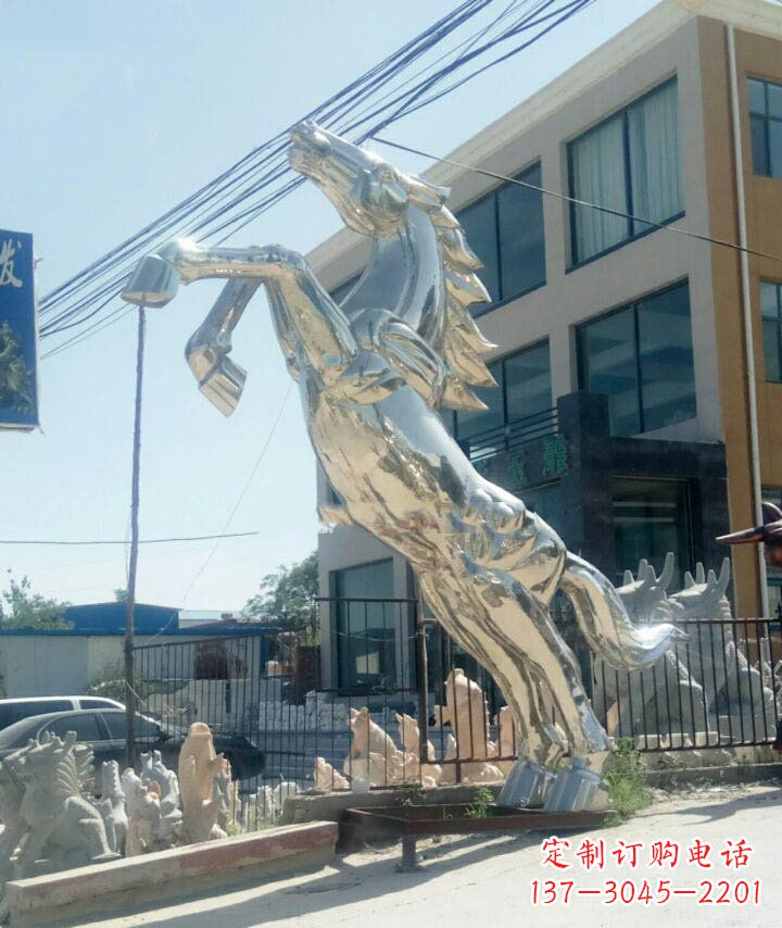 威海广场不锈钢大型立马动物雕塑