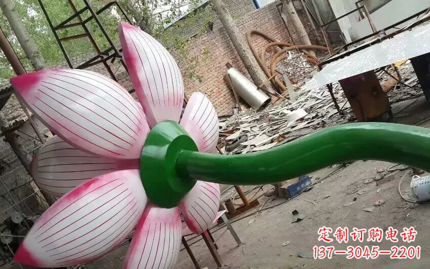 威海中领雕塑-精致无比的不锈钢莲花雕塑