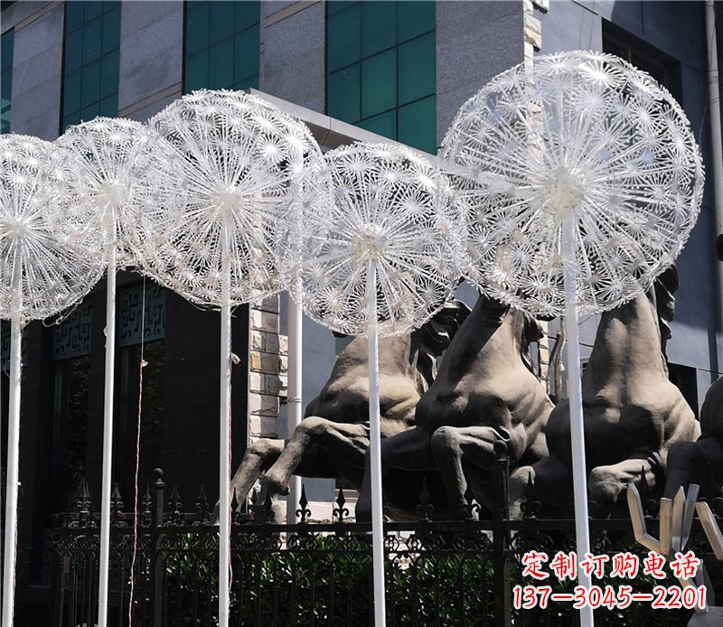 威海广场不锈钢蒲公英雕塑