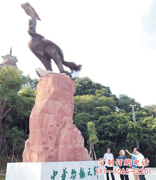 威海广场抽象恐龙景观铜雕