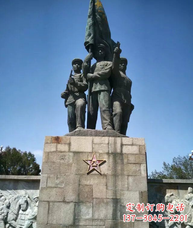 威海传承革命精神领雕纪念铜雕战士雕塑