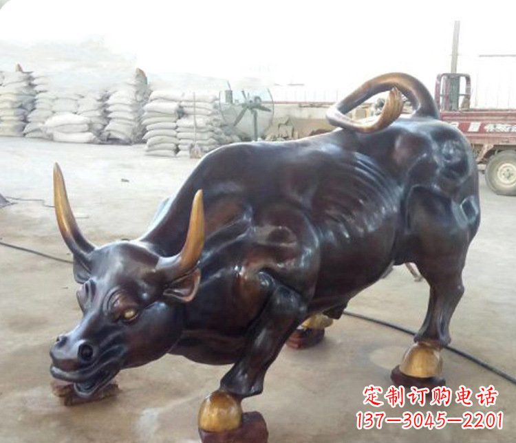 威海牛玻璃钢仿铜动物雕塑-把动物雕塑带入生活