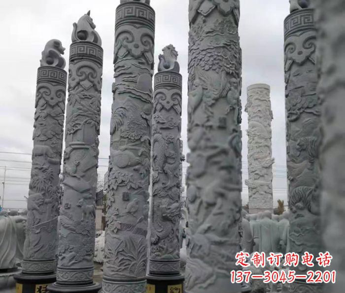 威海广场景观12生肖石柱 (2)