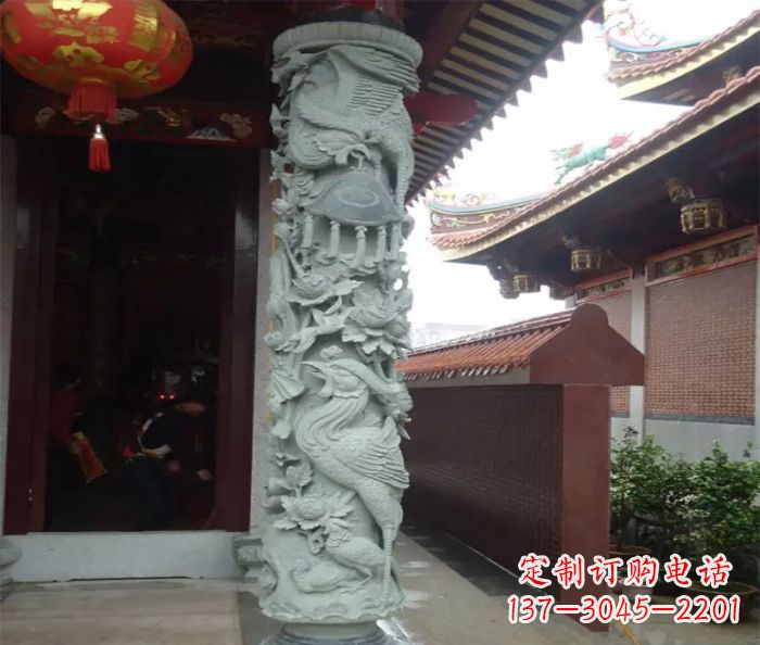 威海大理石龙柱雕塑,为室内景观带来活力
