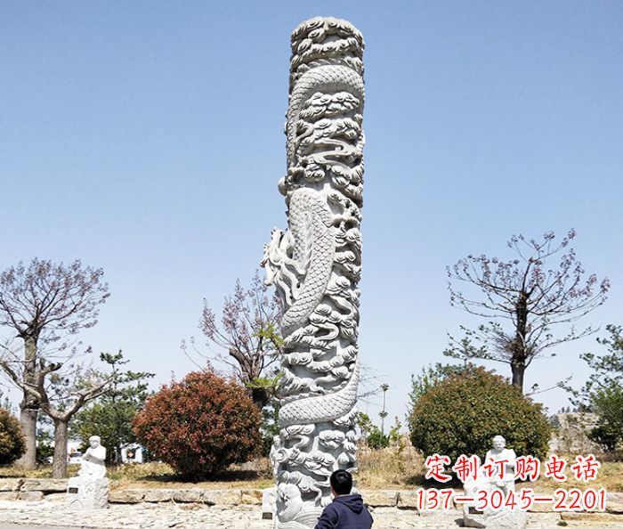 威海欣赏传统工艺的极致雕塑——大理石盘龙柱石雕