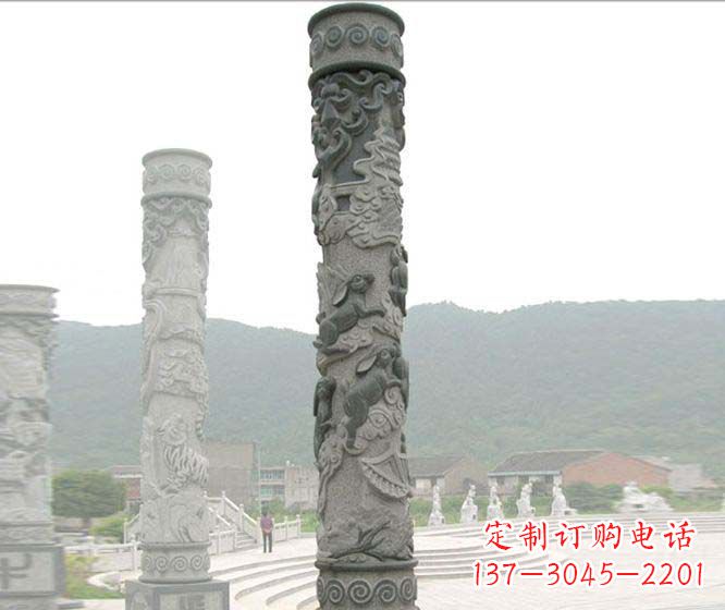 威海广场景观仿古12生肖石柱