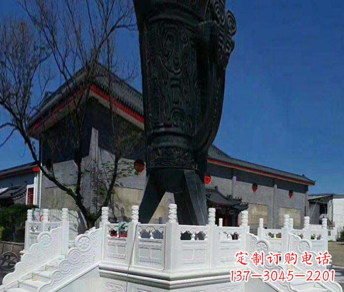 威海汉白玉升旗台石雕:高贵而典雅