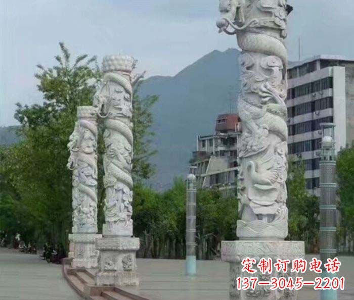 威海定制精美的盘龙柱石雕