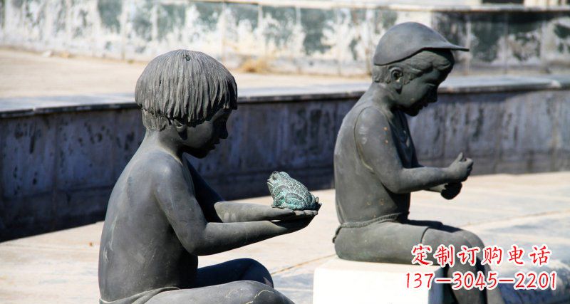 威海儿童景观铜雕,携带童趣的青蛙