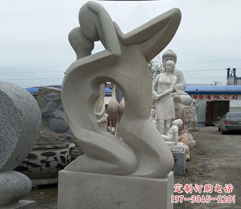 威海情侣石雕:给浪漫爱情永恒的礼物