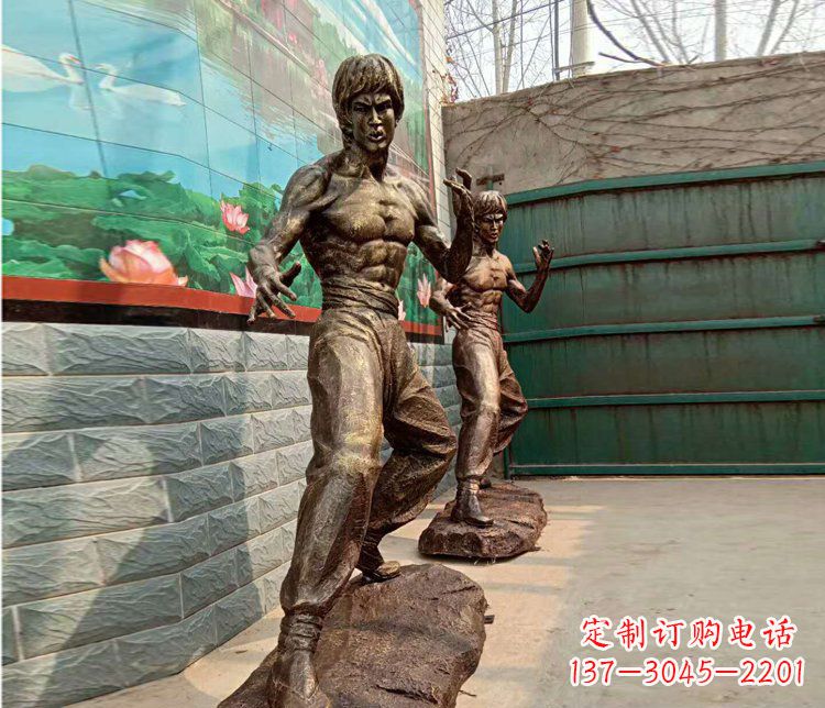 威海广场铜雕李小龙小品雕塑