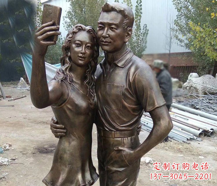 威海中领雕塑:精美的情侣雕塑