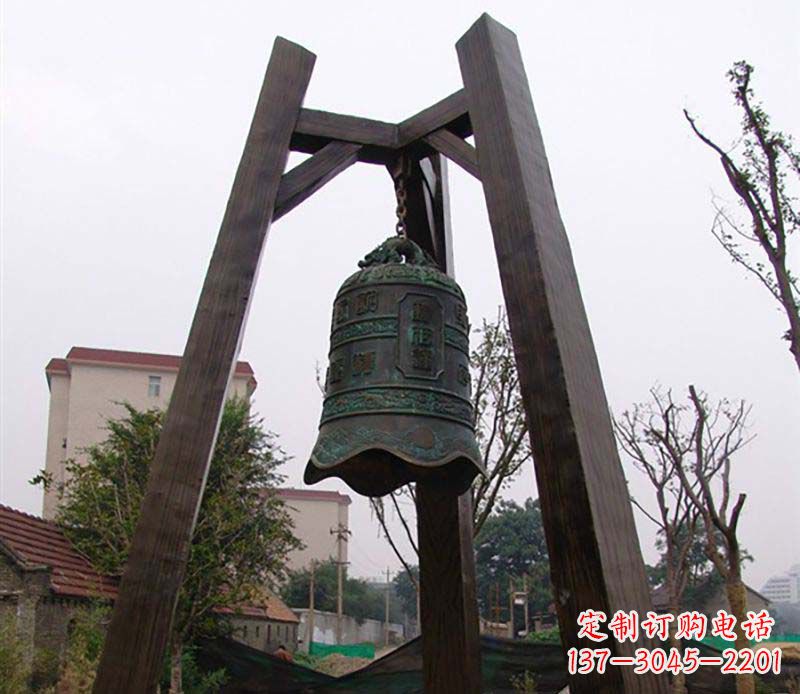 威海广场铜钟雕塑 (2)