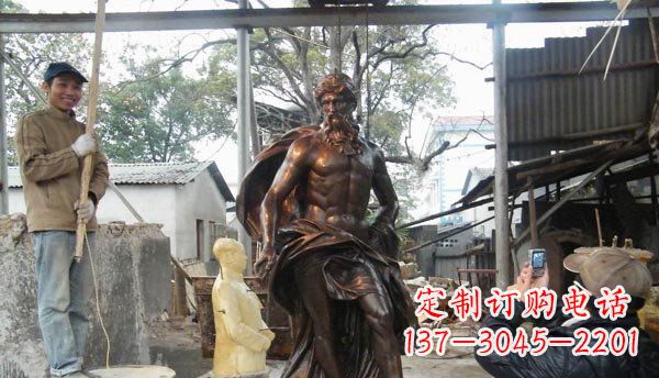 威海广场西方男人人物铜雕