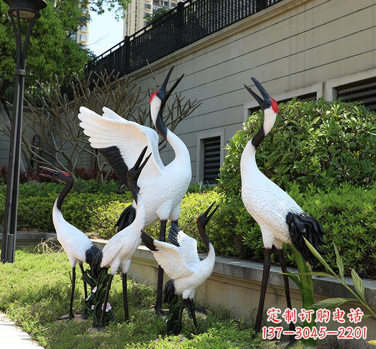 威海精致仿真的仙鹤雕塑