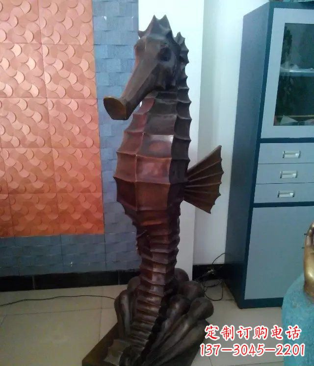 威海海马铸铜动物铜雕