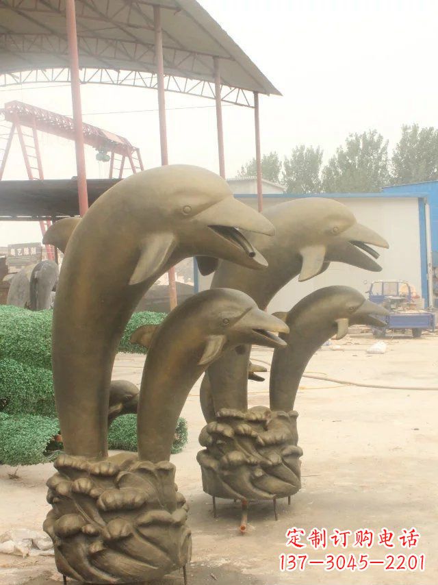 威海海豚之美,艺术铸就——铜质海豚雕塑
