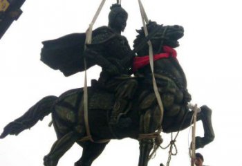 威海仰望古代将军，来一场跨越时空的雕塑之旅
