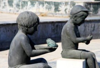 威海儿童景观铜雕，携带童趣的青蛙