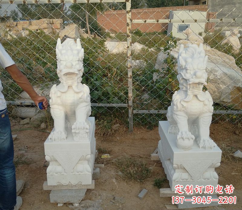 威海汉白玉踩球麒麟门口镇宅招财石雕