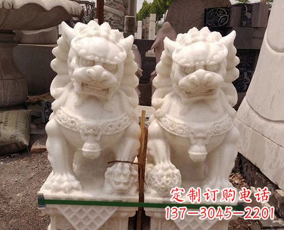 威海汉白玉踩绣球狮子石雕_2