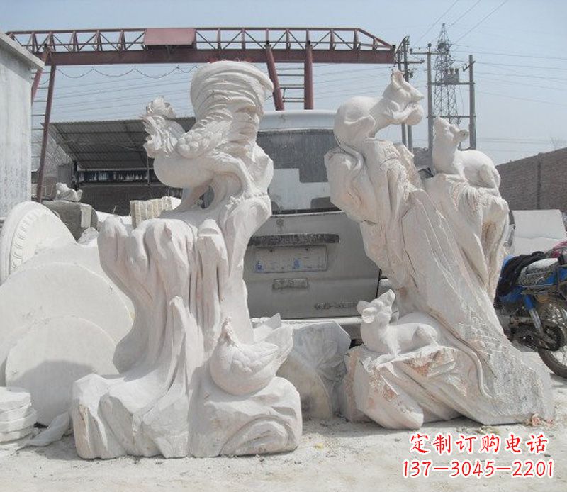 威海中领雕塑,打造古典唯美的汉白玉公鸡雕塑