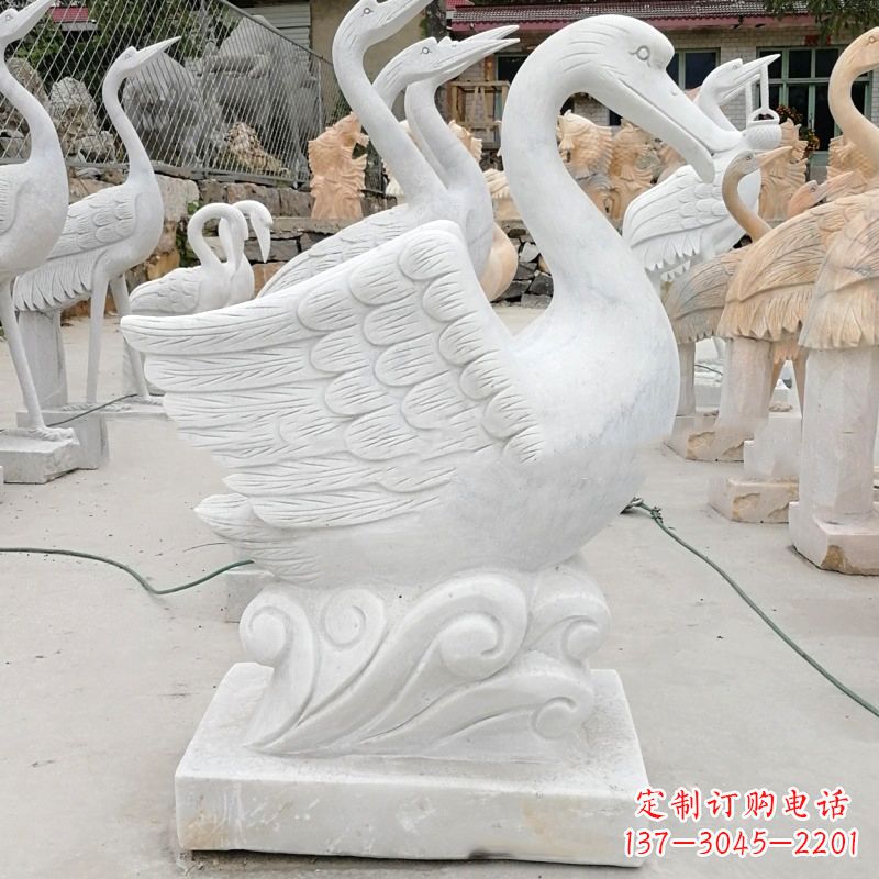 威海中领雕塑:精美的吐水天鹅雕塑