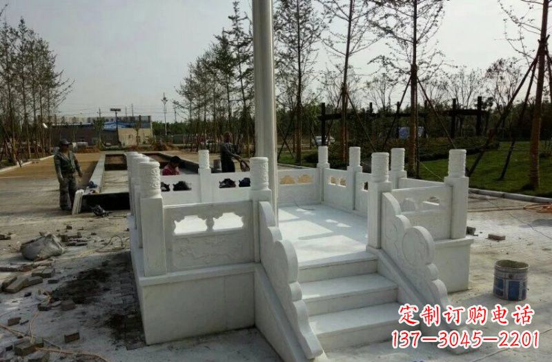 威海高端汉白玉国旗台石雕,让您的祖国熠熠生辉