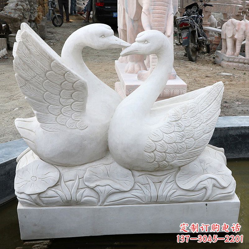 威海精美绝伦的汉白玉天鹅石雕塑