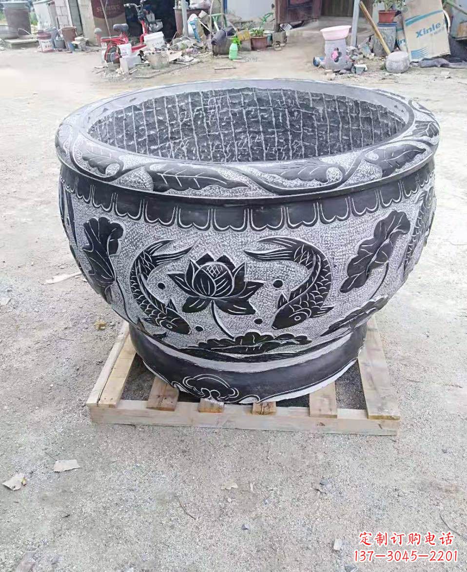 威海精美鲤鱼雕塑,一颗荷花必不可少