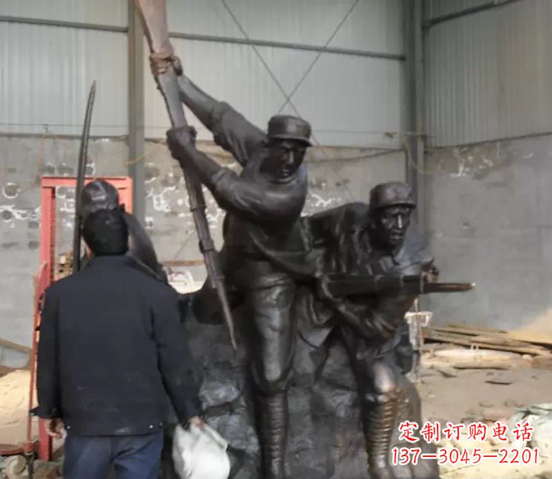 威海红军冲锋广场人物铜雕