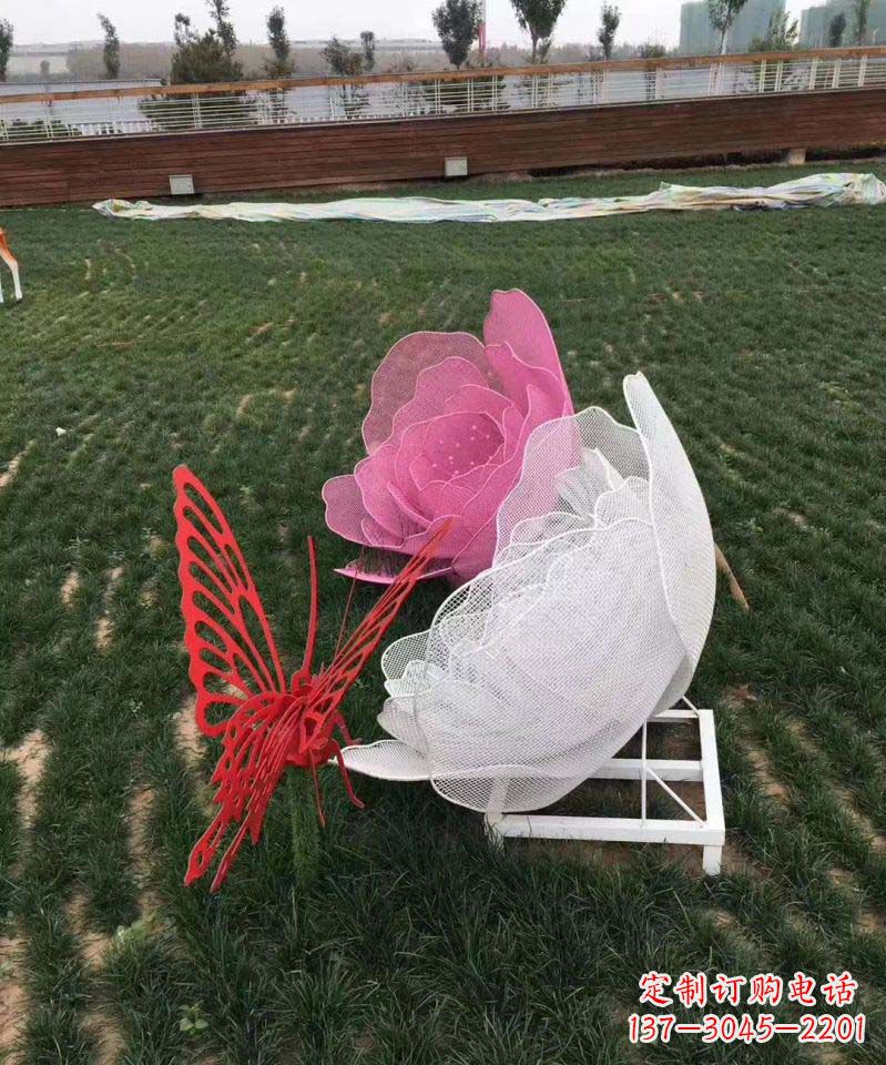 威海户外不锈钢铁艺蝴蝶花朵雕塑