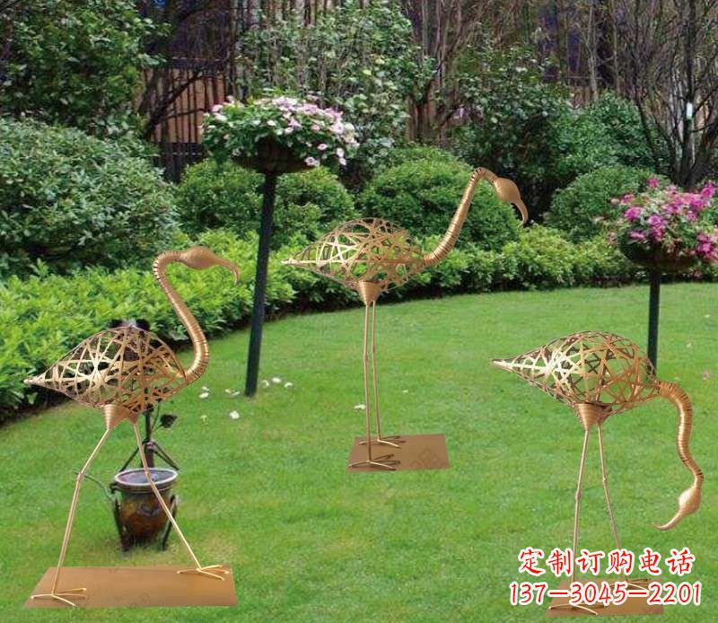 威海逼真大型火烈鸟雕塑