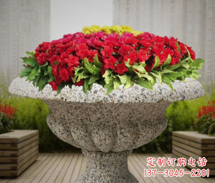 威海中领雕塑精美花岗岩花盆小区石雕