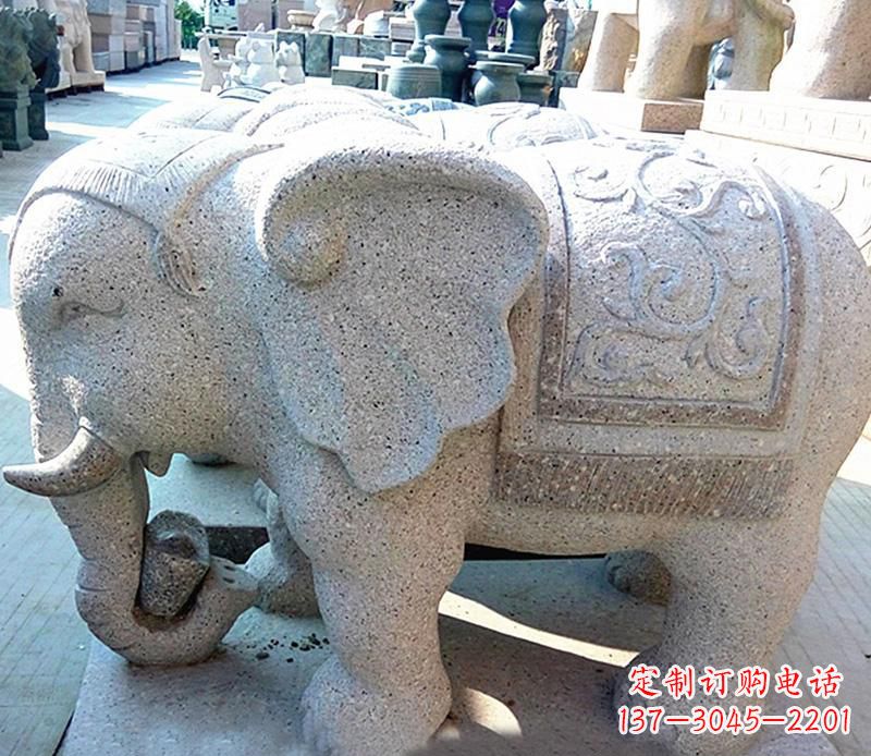 威海花岗岩元宝大象石雕,雕刻古典且充满质感