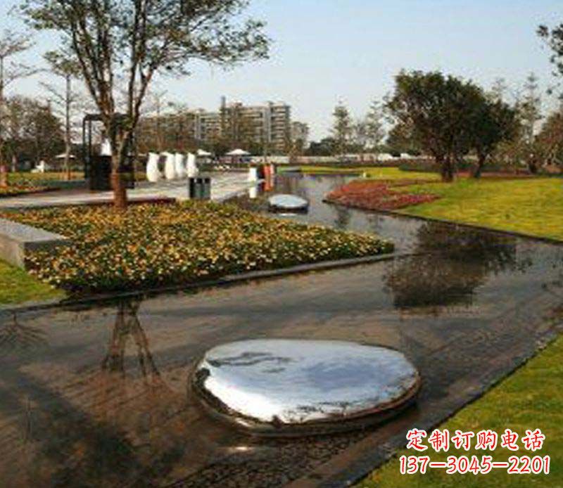 威海花园不锈钢水滴景观雕塑