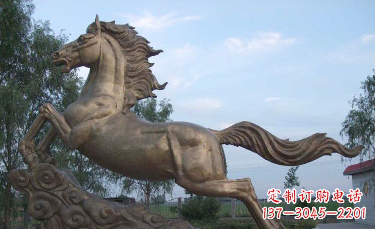 威海完美雕刻的黄铜马雕塑