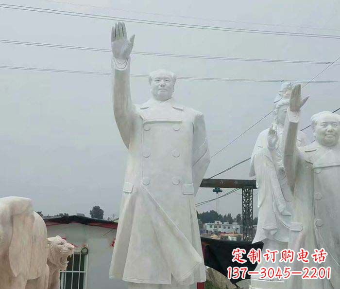 威海毛泽东伟人石雕,永载史册