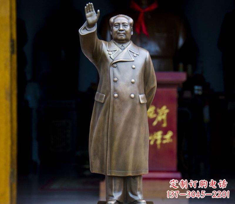 威海挥手的主席广场铜雕景观雕塑