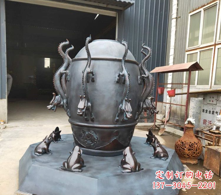 威海浑天仪玻璃钢仿铜雕塑,活跃校园景观
