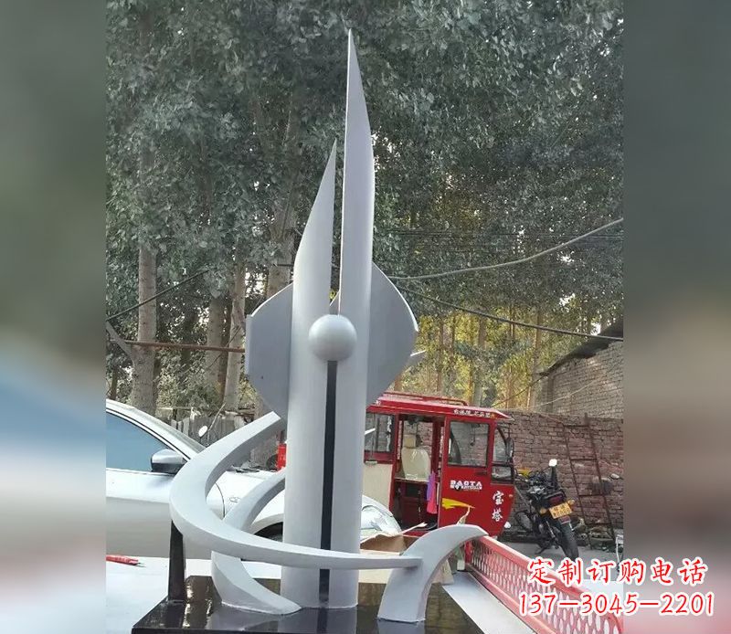 威海火箭剪纸雕塑不锈钢