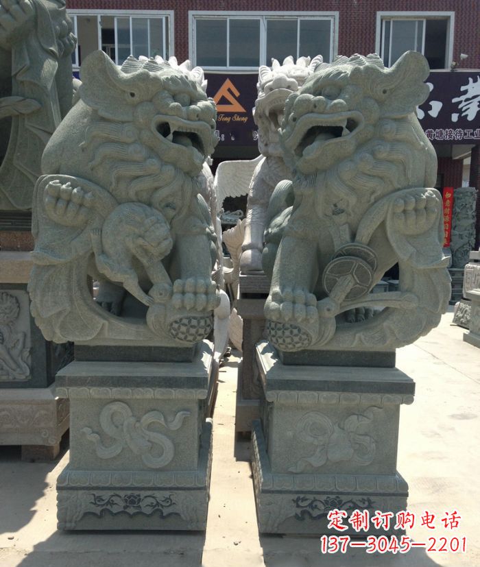 威海街边景观南方狮子石雕 (2)
