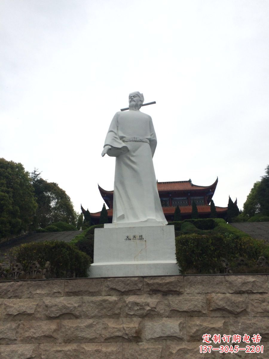 威海中领雕塑纪念抗元英雄,传承民族精神