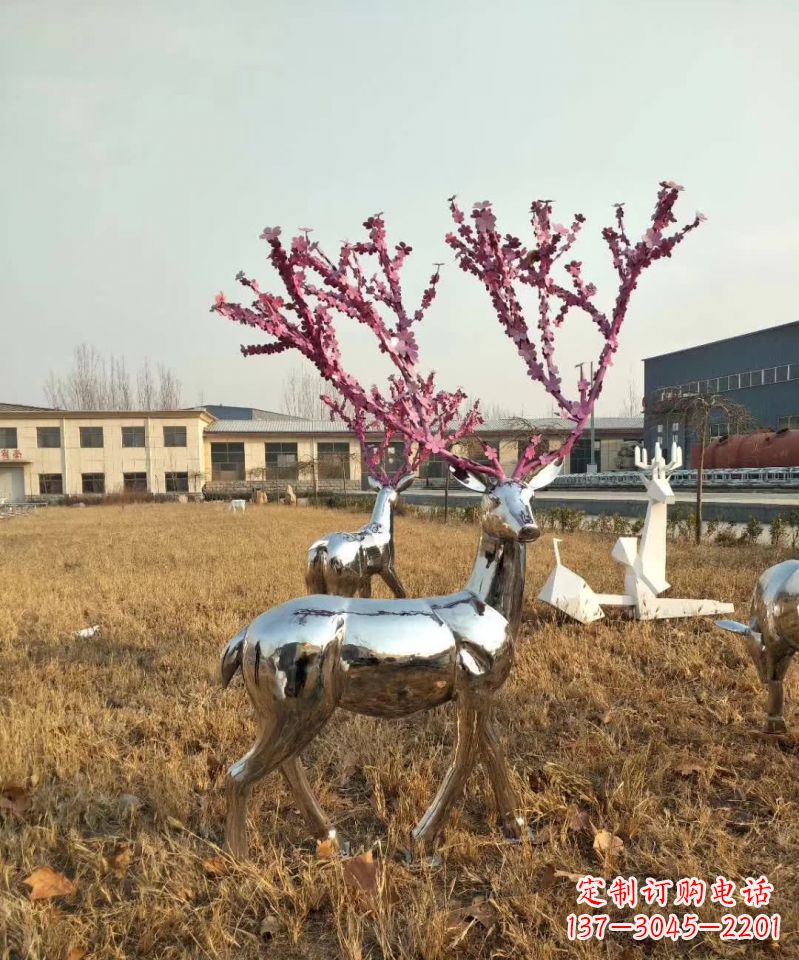 威海镜面不锈钢梅花鹿雕塑,一款极致的雕塑体验
