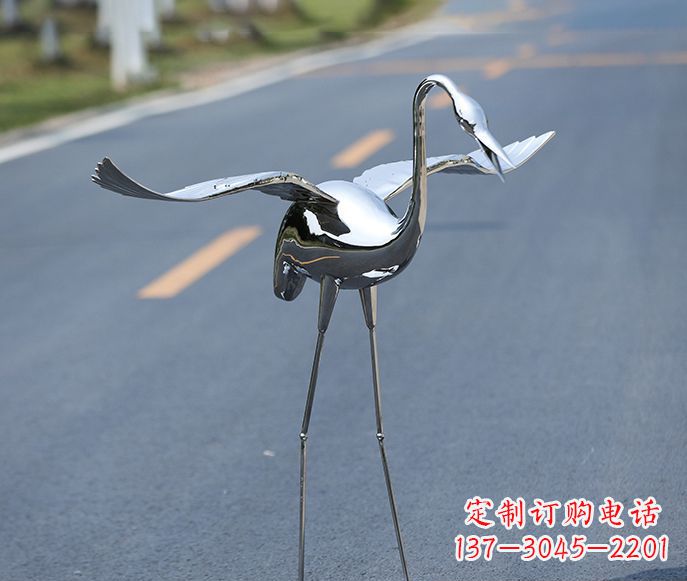 威海中领雕塑:酒店装饰精美仙鹤雕塑