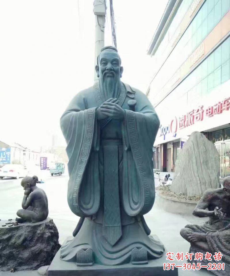 威海拥有传统文化气息的精美孔子雕像